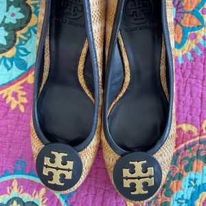 Super fun Tory Burch wedges! Size 9.5